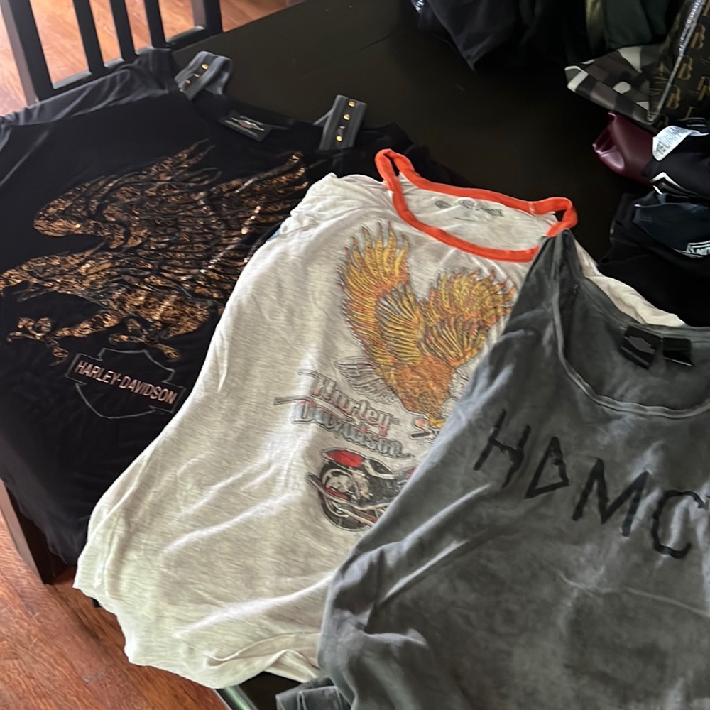 2 HD tops and 1 HD Tank